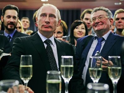 Путин и шампанское. Запрет алкоголя. Фото: ТАСС