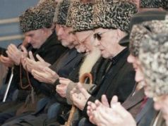 Совет старейшин. Фото: pda.gzt.ru