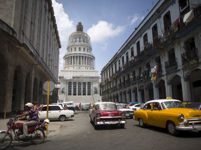Национальный Капитолий Гаваны на Кубе. Фото: Alexandre Meneghini / Reuters